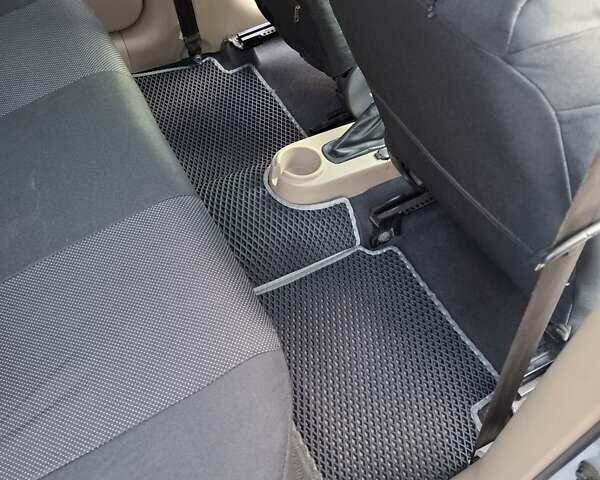 Шевроле Авео 2008 в Запорожье на Automoto.ua Серый Шевроле Авео, объемом двигателя 1.6 л и пробегом 245 тыс. км за 3999 $, фото 51 на Automoto.ua