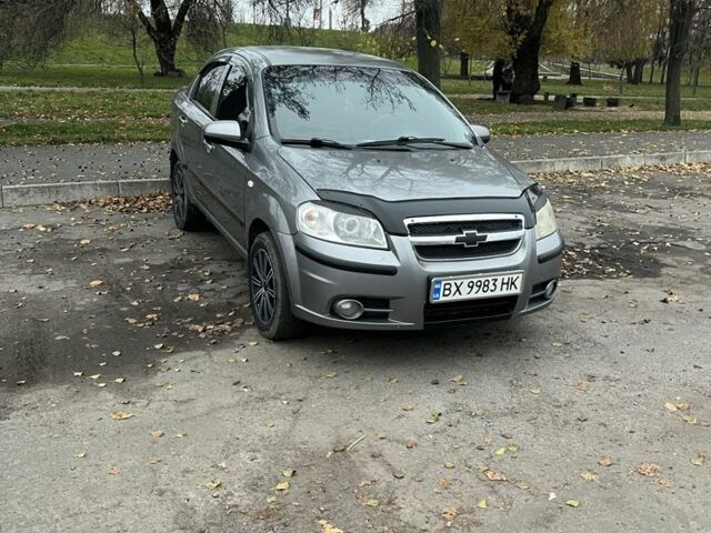 Серый Шевроле Авео, объемом двигателя 1.5 л и пробегом 195 тыс. км за 3500 $, фото 1 на Automoto.ua