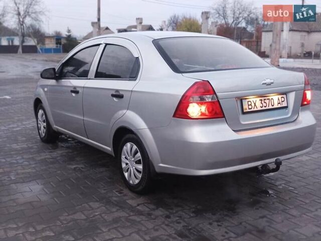Серый Шевроле Авео, объемом двигателя 1.5 л и пробегом 220 тыс. км за 3550 $, фото 3 на Automoto.ua