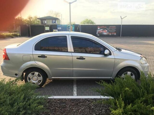 Сірий Шевроле Авео, об'ємом двигуна 1.5 л та пробігом 221 тис. км за 3999 $, фото 6 на Automoto.ua