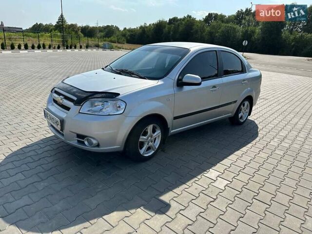 Серый Шевроле Авео, объемом двигателя 1.6 л и пробегом 184 тыс. км за 4700 $, фото 7 на Automoto.ua