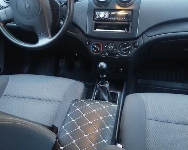 Серый Шевроле Авео, объемом двигателя 1.5 л и пробегом 116 тыс. км за 3700 $, фото 1 на Automoto.ua
