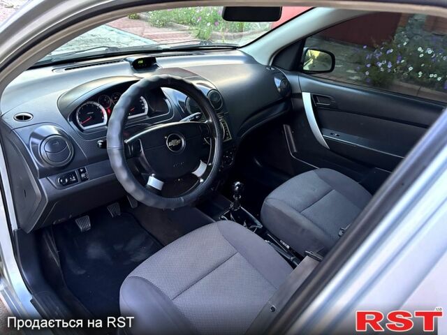 Серый Шевроле Авео, объемом двигателя 1.5 л и пробегом 165 тыс. км за 4900 $, фото 11 на Automoto.ua
