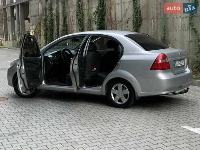 Сірий Шевроле Авео, об'ємом двигуна 1.5 л та пробігом 170 тис. км за 3700 $, фото 11 на Automoto.ua