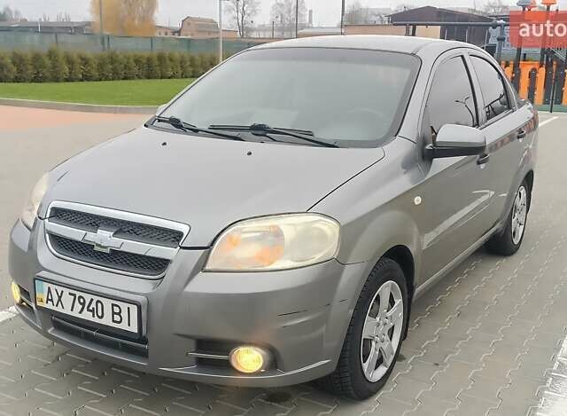 Серый Шевроле Авео, объемом двигателя 1.5 л и пробегом 244 тыс. км за 4500 $, фото 2 на Automoto.ua