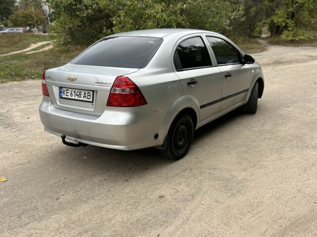 Серый Шевроле Авео, объемом двигателя 1.5 л и пробегом 380 тыс. км за 3100 $, фото 3 на Automoto.ua