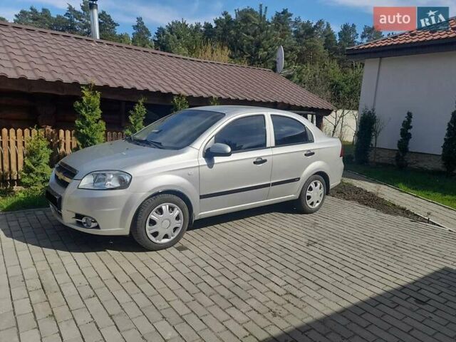 Серый Шевроле Авео, объемом двигателя 1.5 л и пробегом 240 тыс. км за 3750 $, фото 17 на Automoto.ua