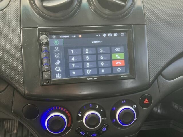 Серый Шевроле Авео, объемом двигателя 1.5 л и пробегом 199 тыс. км за 4200 $, фото 8 на Automoto.ua