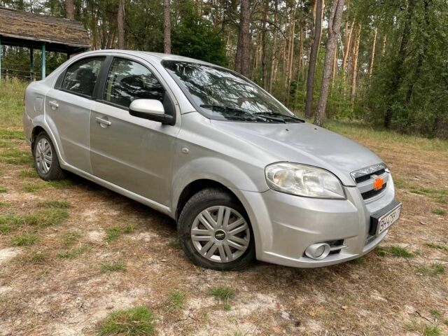 Серый Шевроле Авео, объемом двигателя 1.6 л и пробегом 280 тыс. км за 2400 $, фото 5 на Automoto.ua