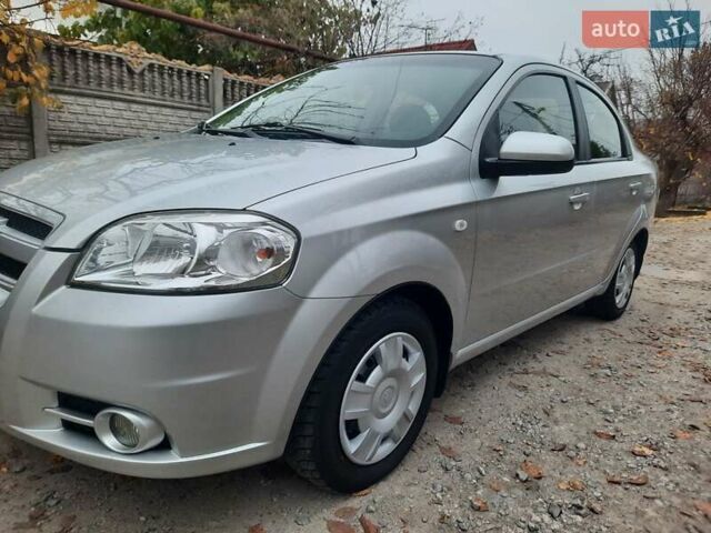 Серый Шевроле Авео, объемом двигателя 1.6 л и пробегом 86 тыс. км за 5000 $, фото 10 на Automoto.ua