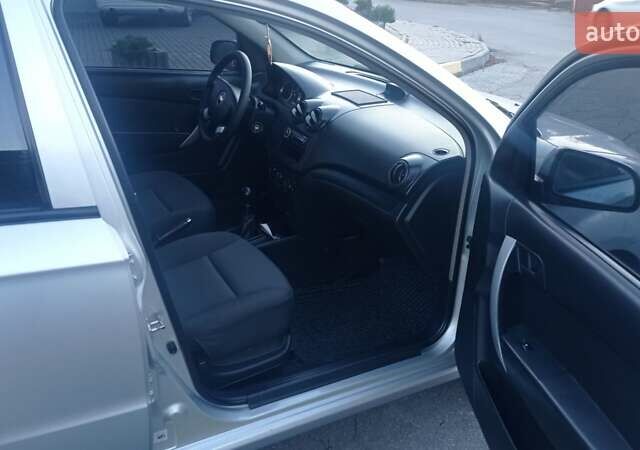 Серый Шевроле Авео, объемом двигателя 0 л и пробегом 198 тыс. км за 3750 $, фото 23 на Automoto.ua