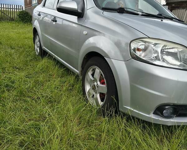Серый Шевроле Авео, объемом двигателя 1.5 л и пробегом 311 тыс. км за 3450 $, фото 7 на Automoto.ua