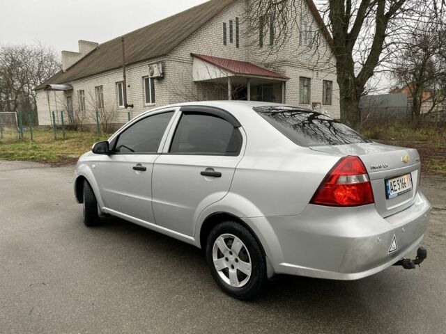 Серый Шевроле Авео, объемом двигателя 1.5 л и пробегом 300 тыс. км за 2750 $, фото 7 на Automoto.ua