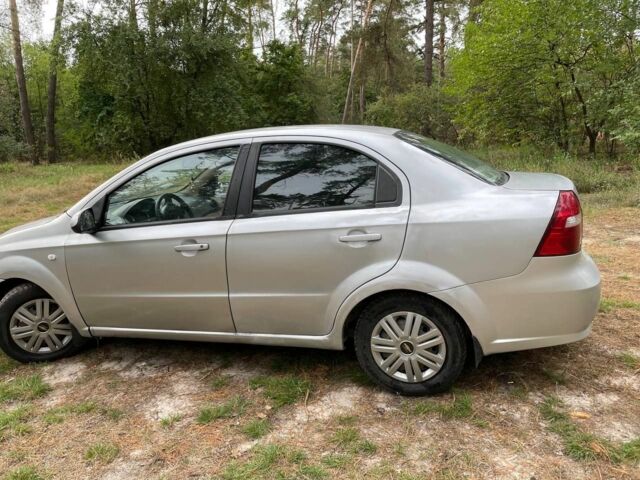 Серый Шевроле Авео, объемом двигателя 1.6 л и пробегом 280 тыс. км за 2400 $, фото 6 на Automoto.ua