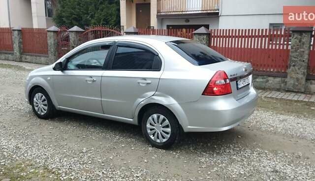 Серый Шевроле Авео, объемом двигателя 1.6 л и пробегом 227 тыс. км за 2999 $, фото 11 на Automoto.ua