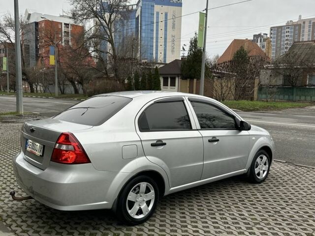 Серый Шевроле Авео, объемом двигателя 1.5 л и пробегом 120 тыс. км за 5999 $, фото 2 на Automoto.ua