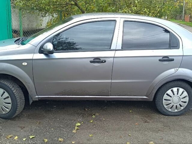 Сірий Шевроле Авео, об'ємом двигуна 1.5 л та пробігом 1 тис. км за 2899 $, фото 1 на Automoto.ua