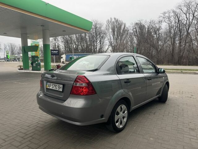 Серый Шевроле Авео, объемом двигателя 1.5 л и пробегом 154 тыс. км за 4800 $, фото 3 на Automoto.ua