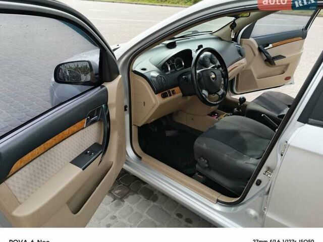 Серый Шевроле Авео, объемом двигателя 1.6 л и пробегом 220 тыс. км за 3300 $, фото 4 на Automoto.ua