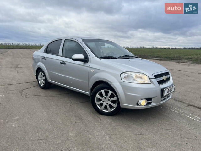 Серый Шевроле Авео, объемом двигателя 1.5 л и пробегом 115 тыс. км за 4999 $, фото 3 на Automoto.ua