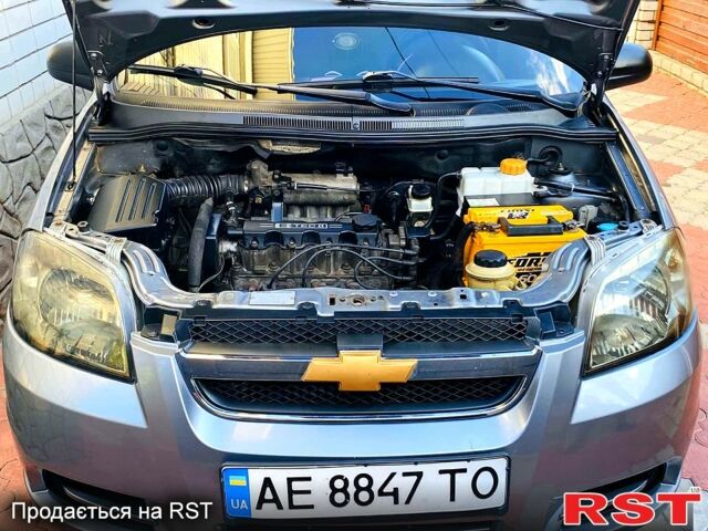 Серый Шевроле Авео, объемом двигателя 1.5 л и пробегом 260 тыс. км за 3800 $, фото 6 на Automoto.ua