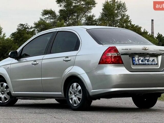 Серый Шевроле Авео, объемом двигателя 1.6 л и пробегом 137 тыс. км за 3999 $, фото 9 на Automoto.ua