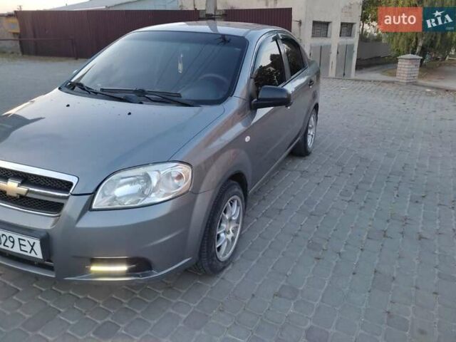 Серый Шевроле Авео, объемом двигателя 1.5 л и пробегом 220 тыс. км за 3650 $, фото 7 на Automoto.ua