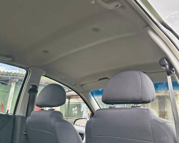 Серый Шевроле Авео, объемом двигателя 1.5 л и пробегом 311 тыс. км за 3450 $, фото 2 на Automoto.ua