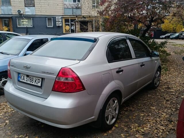 Серый Шевроле Авео, объемом двигателя 1.5 л и пробегом 325 тыс. км за 2850 $, фото 3 на Automoto.ua