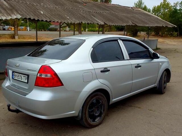 Серый Шевроле Авео, объемом двигателя 1.5 л и пробегом 370 тыс. км за 3600 $, фото 3 на Automoto.ua