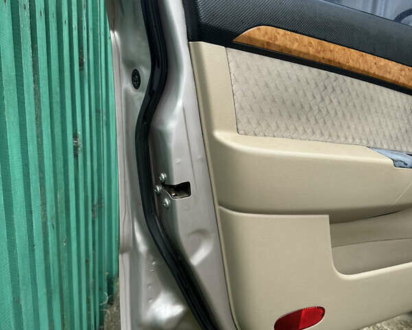 Сірий Шевроле Авео, об'ємом двигуна 1.6 л та пробігом 244 тис. км за 2850 $, фото 11 на Automoto.ua