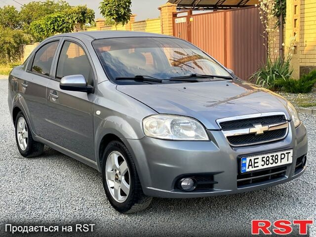 Серый Шевроле Авео, объемом двигателя 1.4 л и пробегом 158 тыс. км за 4300 $, фото 6 на Automoto.ua