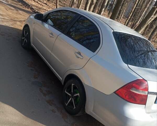 Серый Шевроле Авео, объемом двигателя 1.6 л и пробегом 330 тыс. км за 3500 $, фото 3 на Automoto.ua