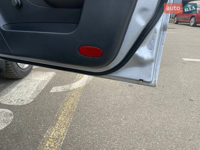 Серый Шевроле Авео, объемом двигателя 1.5 л и пробегом 220 тыс. км за 2999 $, фото 15 на Automoto.ua