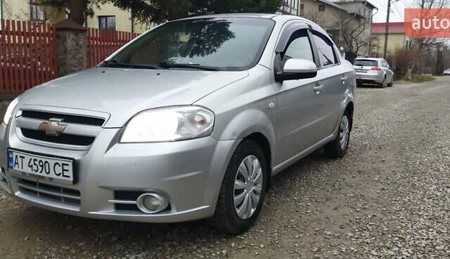 Серый Шевроле Авео, объемом двигателя 1.6 л и пробегом 227 тыс. км за 2999 $, фото 14 на Automoto.ua