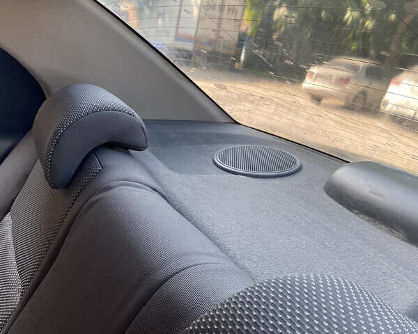 Серый Шевроле Авео, объемом двигателя 1.5 л и пробегом 163 тыс. км за 3300 $, фото 2 на Automoto.ua