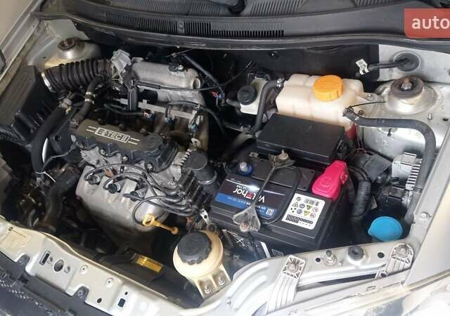 Серый Шевроле Авео, объемом двигателя 0 л и пробегом 198 тыс. км за 3750 $, фото 31 на Automoto.ua