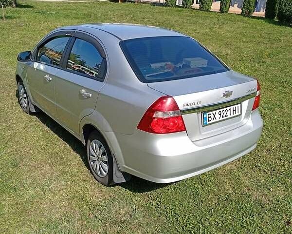 Серый Шевроле Авео, объемом двигателя 1.6 л и пробегом 223 тыс. км за 4300 $, фото 2 на Automoto.ua
