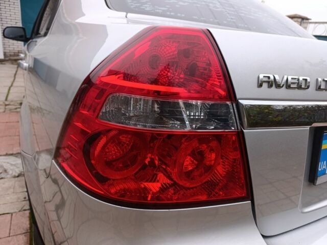 Серый Шевроле Авео, объемом двигателя 1.6 л и пробегом 167 тыс. км за 4300 $, фото 12 на Automoto.ua