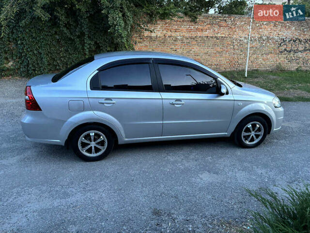 Серый Шевроле Авео, объемом двигателя 1.6 л и пробегом 122 тыс. км за 4999 $, фото 11 на Automoto.ua