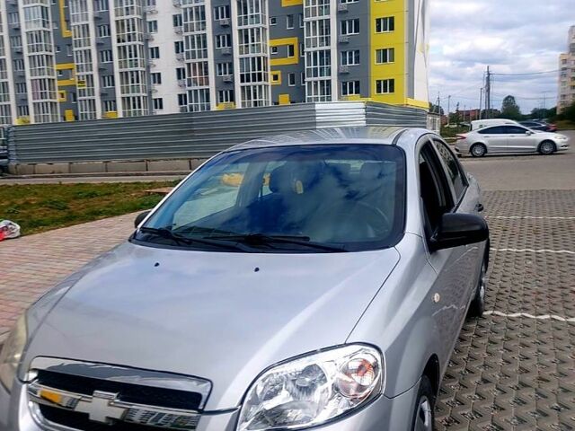 Серый Шевроле Авео, объемом двигателя 1.2 л и пробегом 350 тыс. км за 3200 $, фото 6 на Automoto.ua