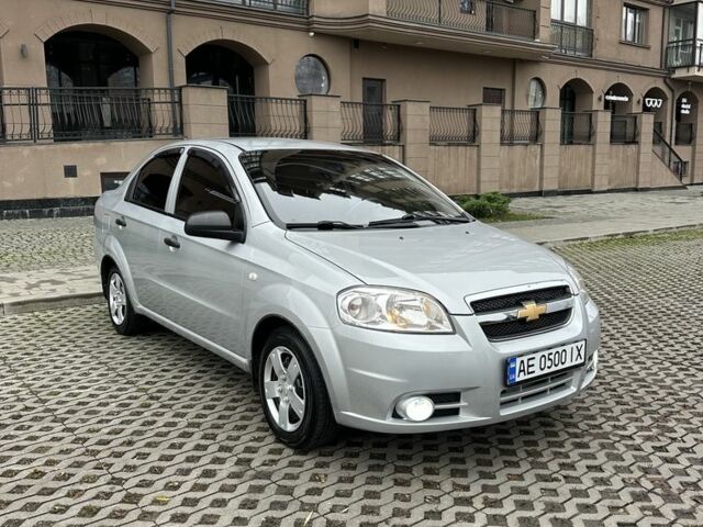 Серый Шевроле Авео, объемом двигателя 1.5 л и пробегом 120 тыс. км за 5999 $, фото 1 на Automoto.ua