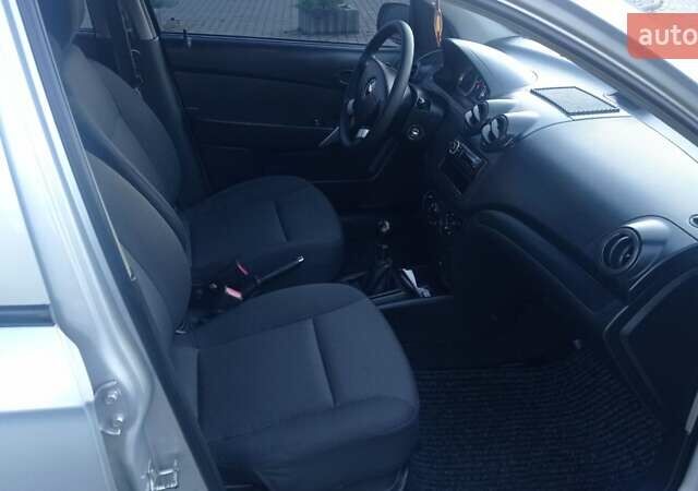 Серый Шевроле Авео, объемом двигателя 0 л и пробегом 198 тыс. км за 3750 $, фото 26 на Automoto.ua