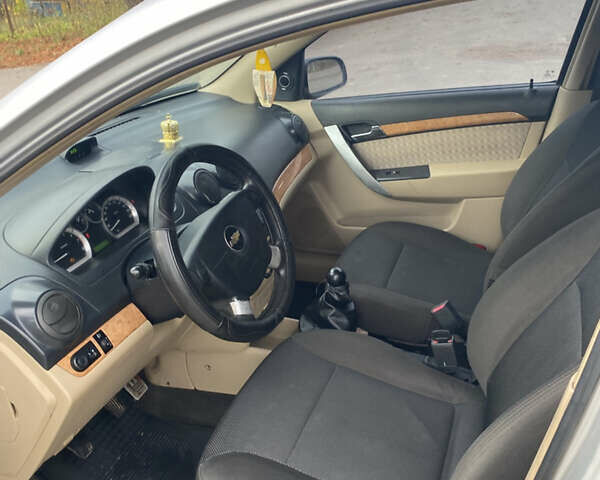 Шевроле Авео 2008 в Львове на Automoto.ua Серый Шевроле Авео, объемом двигателя 0 л и пробегом 180 тыс. км за 3000 $, фото 19 на Automoto.ua