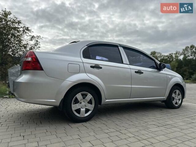 Серый Шевроле Авео, объемом двигателя 1.5 л и пробегом 193 тыс. км за 3450 $, фото 11 на Automoto.ua
