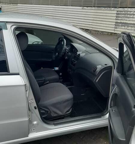 Серый Шевроле Авео, объемом двигателя 1.5 л и пробегом 157 тыс. км за 5000 $, фото 52 на Automoto.ua