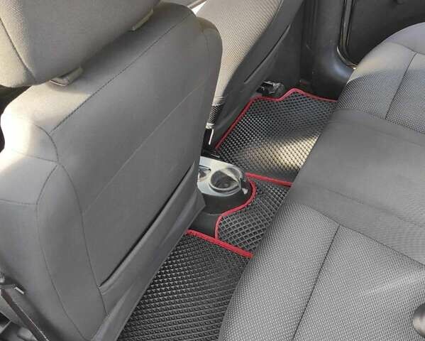 Сірий Шевроле Авео, об'ємом двигуна 1.5 л та пробігом 254 тис. км за 3900 $, фото 6 на Automoto.ua