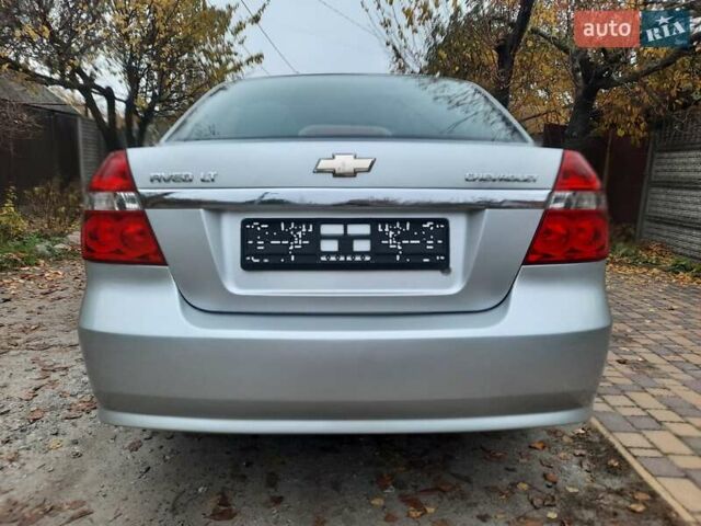 Серый Шевроле Авео, объемом двигателя 1.6 л и пробегом 86 тыс. км за 5000 $, фото 4 на Automoto.ua