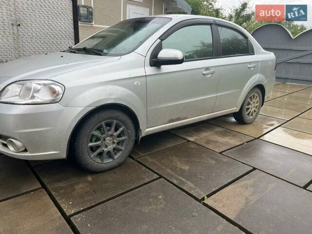 Серый Шевроле Авео, объемом двигателя 1.6 л и пробегом 110 тыс. км за 4500 $, фото 9 на Automoto.ua