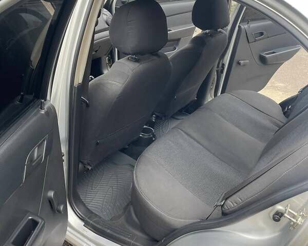 Серый Шевроле Авео, объемом двигателя 1.5 л и пробегом 250 тыс. км за 3600 $, фото 8 на Automoto.ua